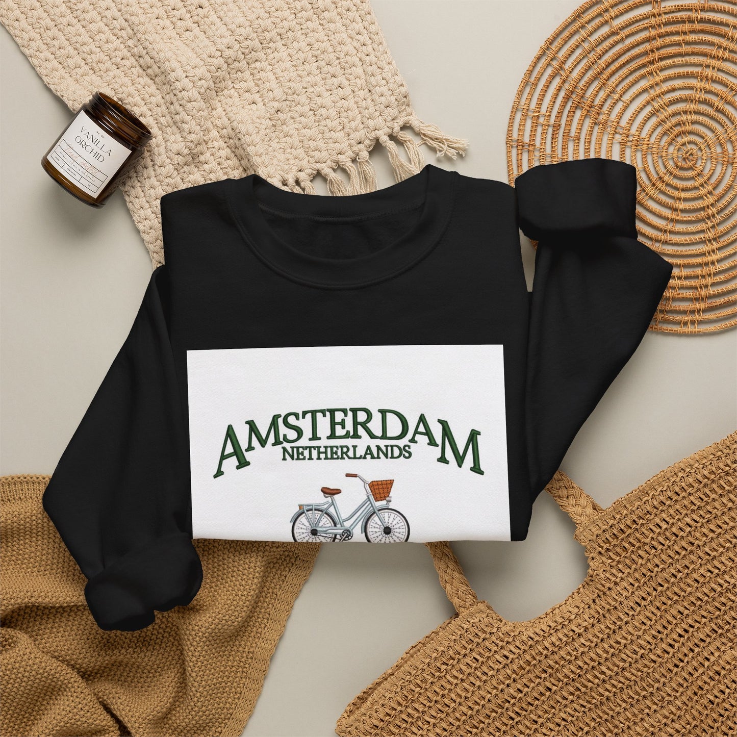 Amsterdam Bicycle Graphic Sweatshirt – The City of Freedom Crewneck