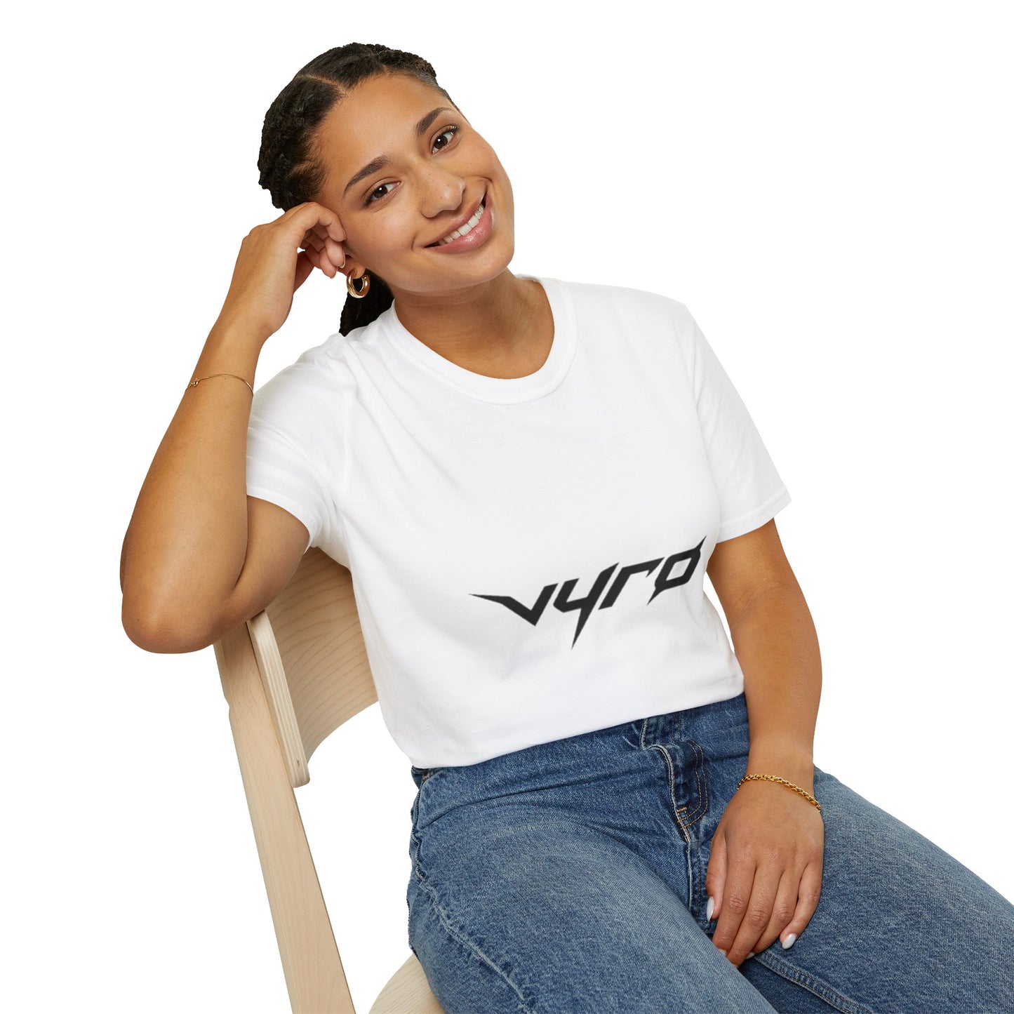 V4RO Logo T-Shirt — Minimal Tech Streetwear Graphic Tee