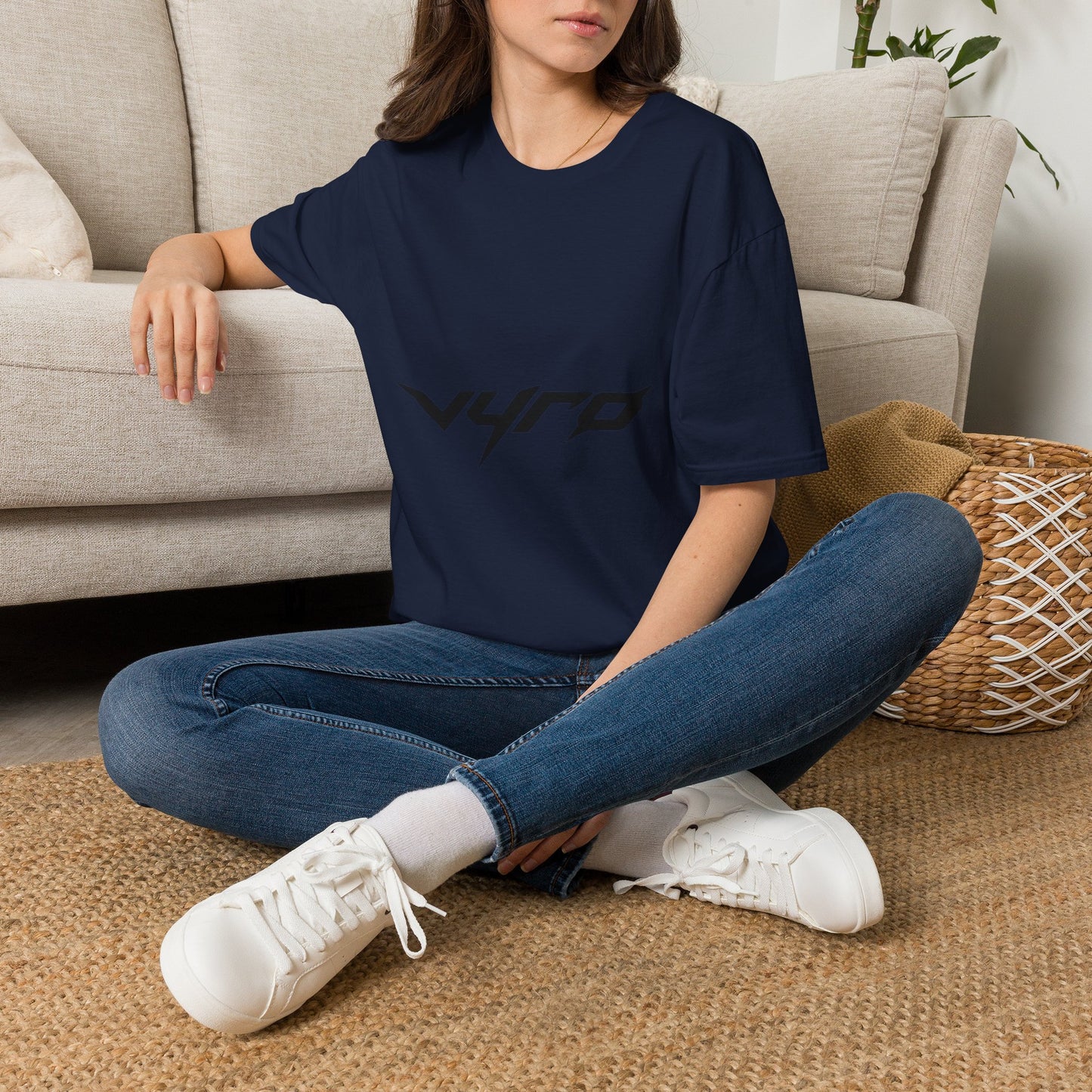 V4RO Logo T-Shirt — Minimal Tech Streetwear Graphic Tee