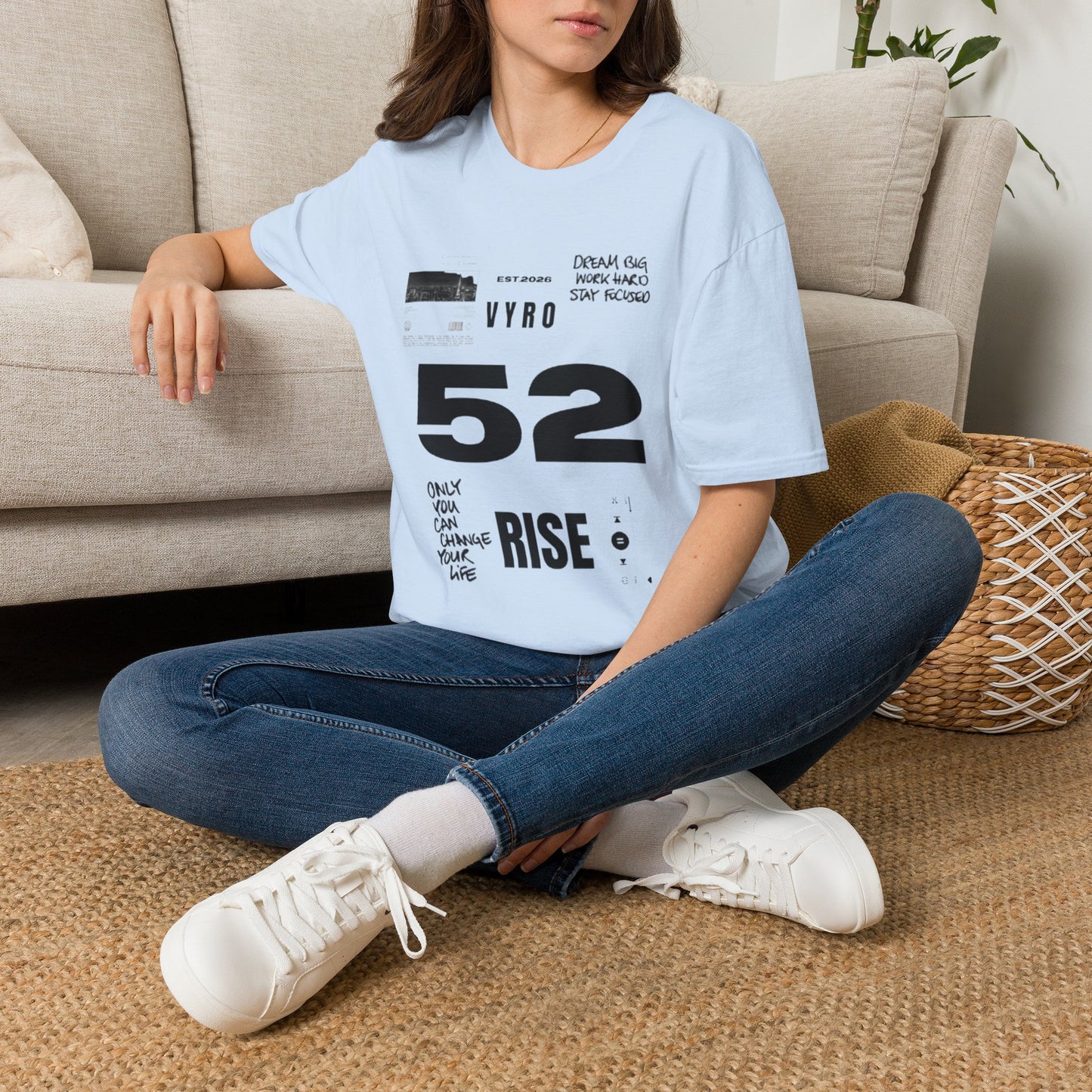 52 Rise Graphic T‑Shirt — Motivational 'Dream Big, Work Hard, Stay Focused' Tee