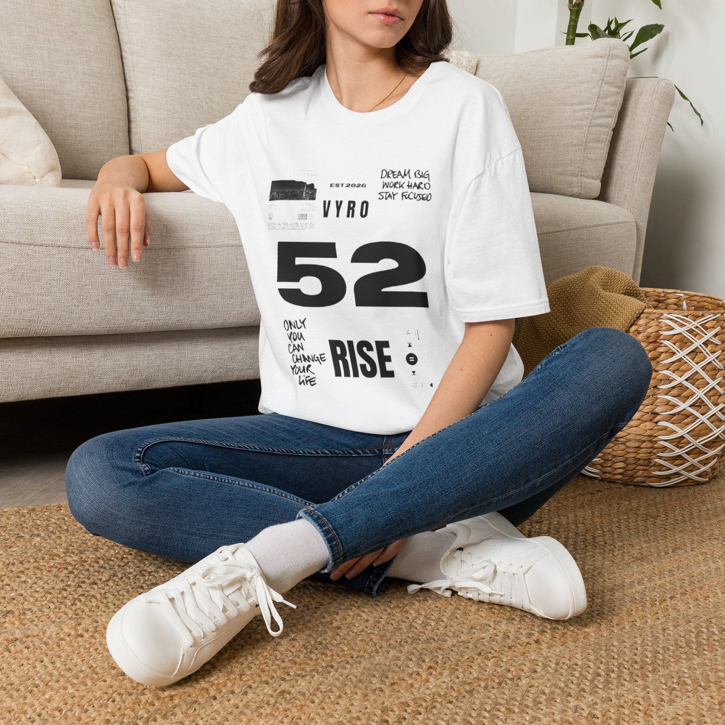 52 Rise Graphic T‑Shirt — Motivational 'Dream Big, Work Hard, Stay Focused' Tee